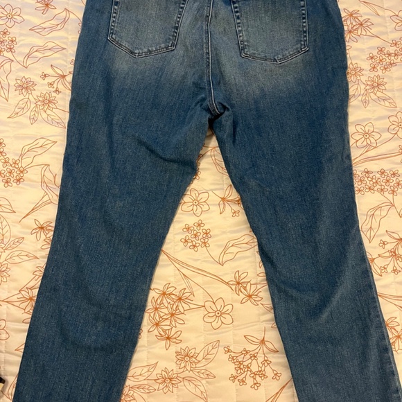 The loft size 14 cropped jeans - Picture 2 of 3